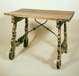 Klapptisch (Walnuss)